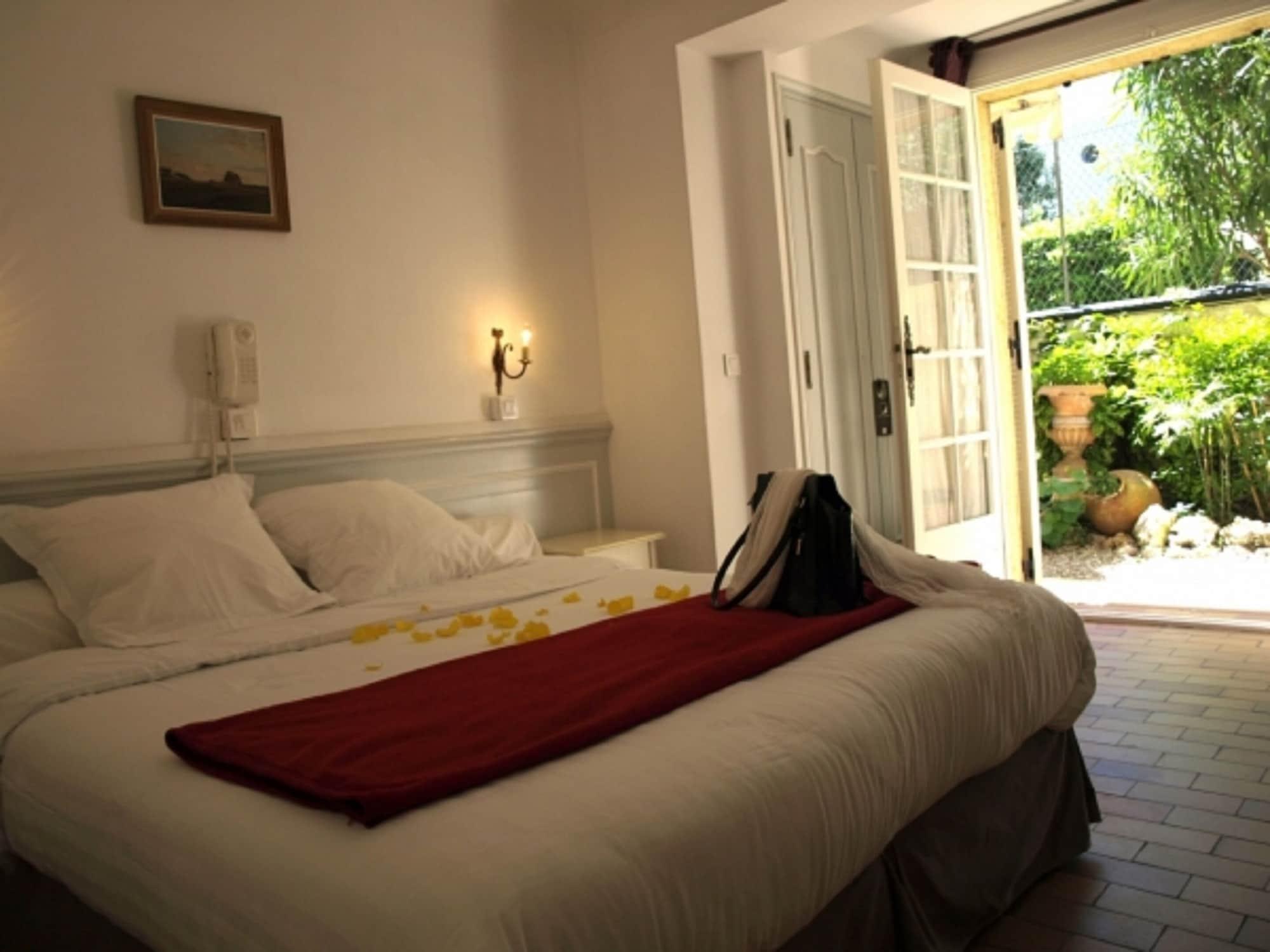 Ruc Hotel Cannes Exteriör bild